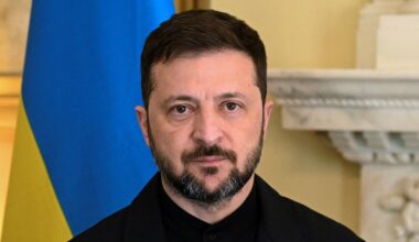 Ukraine-Liveblog: ++ Selenskyj besucht Front in der Region Charkiw ++