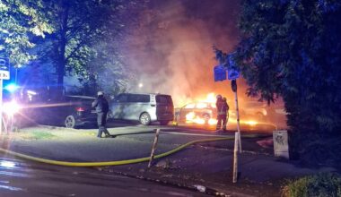 Wuppertal: Mehrere Autos im Zooviertel in Flammen - Rheinland - Nachrichten