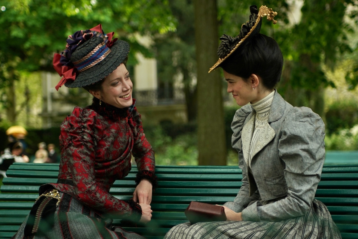 Zwiegespräch mit Hüten: Szene aus Cédric Klapischs Film