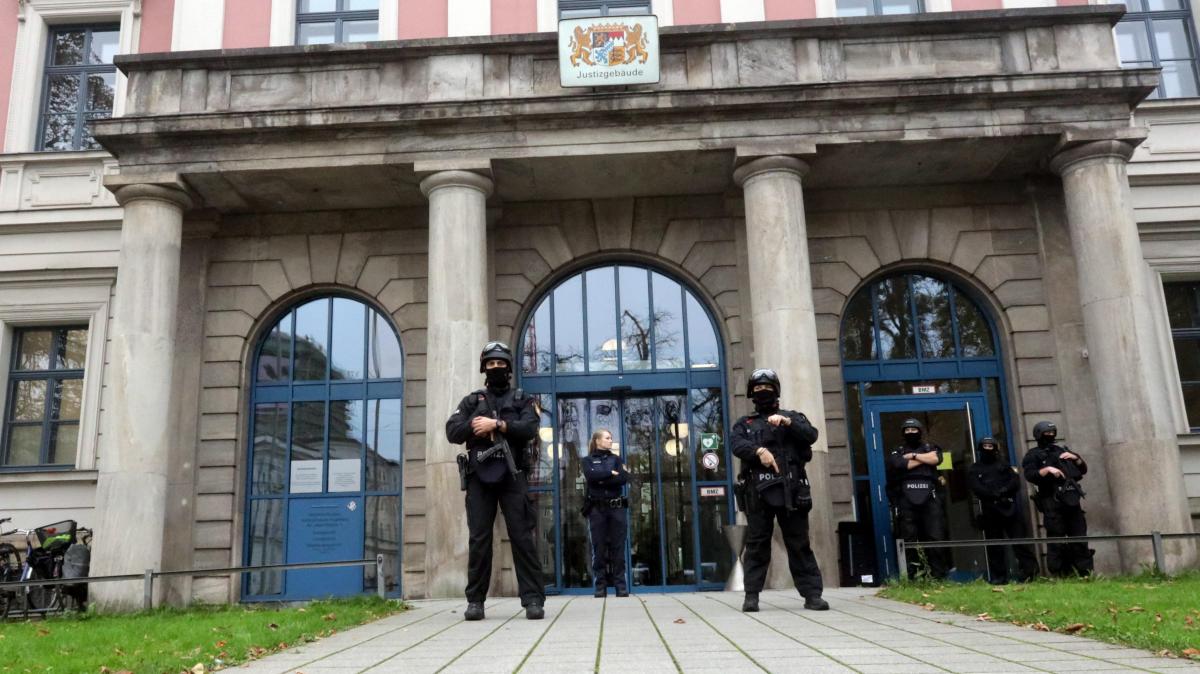 Drohbrief wegen Zwangsversteigerung? Prozess in Augsburg gegen mutmaßlichen Verfasser