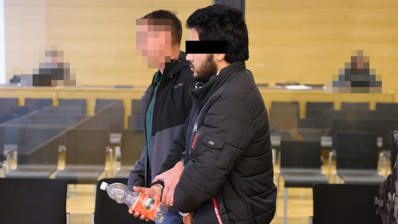 Iraker belästigt Frauen und Mädchen: Abgeschobener (23) kommt immer wieder! | Regional
