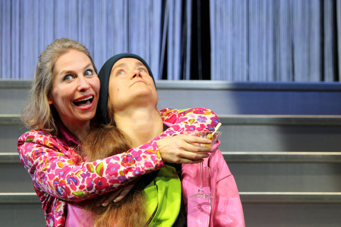 „Putsch“: Eine Satire über Macht und Medien