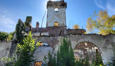 Grusel-Hotel mit Rheinblick: Solar-König kauft Ruine für 2 Euro