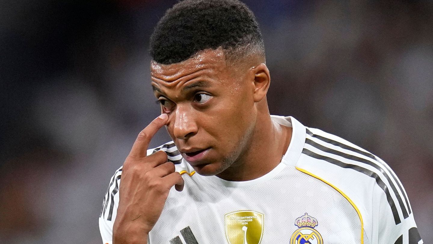 Kylian Mbappé äußert sich kritisch zum Fußballgeschäft. Foto: Manu Fernandez/AP/dpa