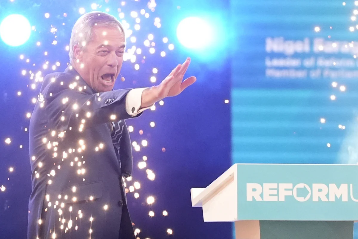 Großbritannien - Der Profiteur: Rechtspopulist Farage will Premier werden - Politik