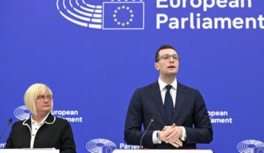 4,3 Millionen Euro veruntreut: EU-Parlament fordert Rückzahlung von Patriots for Europe-Fraktion