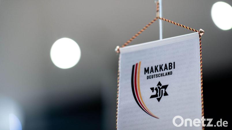 In Köln sollen Spieler von Makkabi antisemitisch beleidigt worden sein. (Archivbild) Bild: Fabian Strauch/dpa