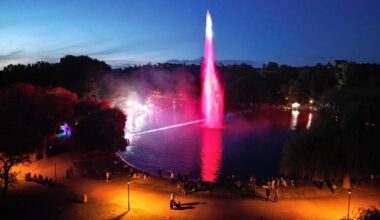 Die Fontäne am Sonntagabend: Die Illumination war der krönende Abschluss des Fontäne-Fests.