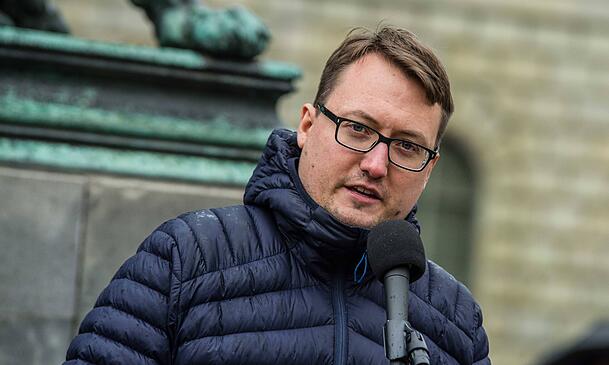 Felix Sproll will mit Volt drittstärkste Kraft in München werden.