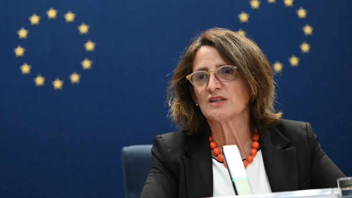 Israel: Die EU-Kommissarin, die nicht von ihren Genozid-Vorwürfen abrückt - Politik
