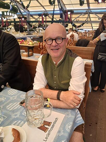 S-Bahnchef Heiko Büttner ist einer der ersten in der Ratsboxe. S-Bahnchef Heiko Büttner ist einer der ersten in der Ratsboxe.