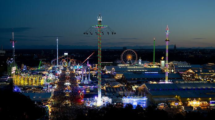 Gefeiert wurde am ersten Wiesn-Tag – aber es gab auch Zwischenfälle. Gefeiert wurde am ersten Wiesn-Tag – aber es gab auch Zwischenfälle.