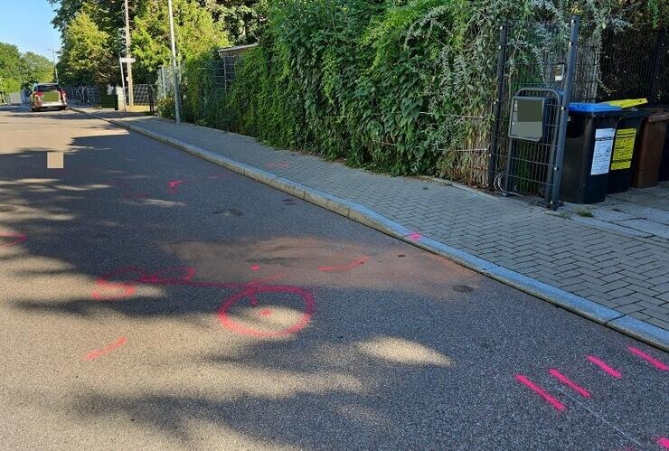 17-Jähriger stirbt bei Verkehrsunfall in Chemnitz: Polizei sucht Zeugen