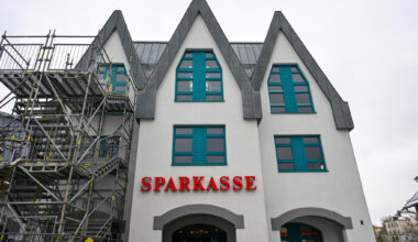 Sparkassenfiliale in Limbach-Oberfrohna nach Umbau wieder voll in Betrieb