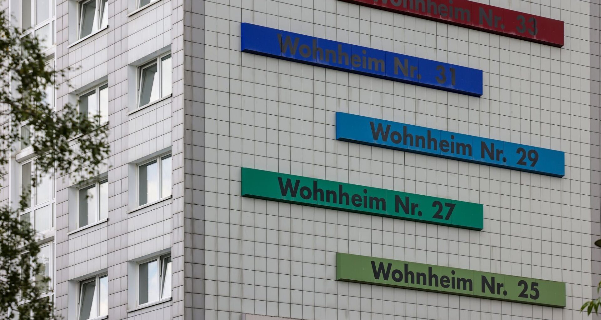 Wartelisten und volle Wohnheime - Studierende suchen Zimmer