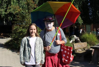 Jährliches Highlight: Im Amerika-Tierpark werden Familien mit Kindern auf ihre Kosten kommen - Gaukler und Narren sorgen im Park für Unterhaltung.