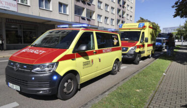 Mann mit abgebrochener Flasche schwer am Hals verletzt