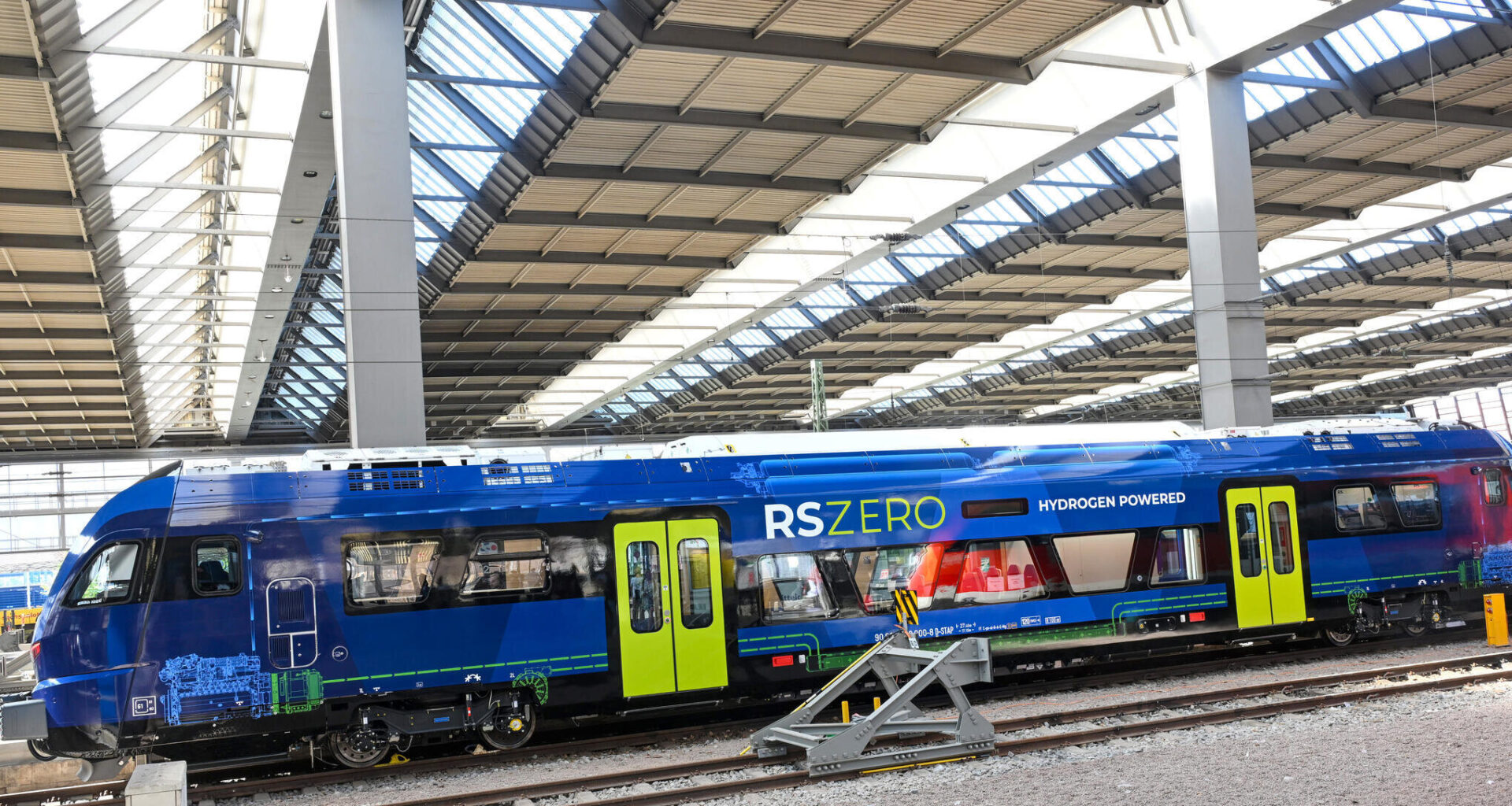 Stadler zeigt in Chemnitz Wasserstoff-Triebwagen erstmals vor breitem Publikum