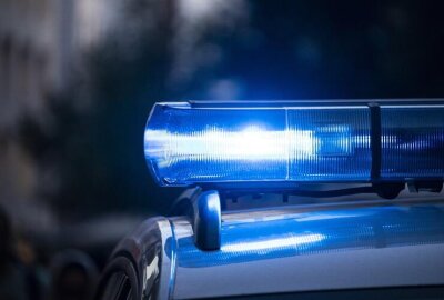 Verfolgungsjagd in Leipzig endet mit 40.000 Euro Sachschaden - In Leipzig kam es in der Nacht zum heutigen Montag gegen 1.45 Uhr zu einer Verfolgungsfahrt.