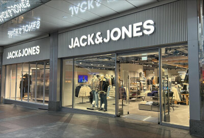 Neues Geschäft in Chemnitz: Eröffnungsrabatt noch bis 28. September - Am 18. September hat die beliebte dänische Modemarke Jack & Jones offiziell ihren neuen Store im Chemnitz Center eröffnet. Foto: Nico