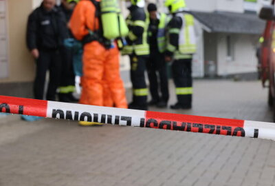 Brief mit unbekannter Substanz löst ABC-Einsatz in Chemnitz aus - Die Polizei ermittelt zu den Hintergründen.