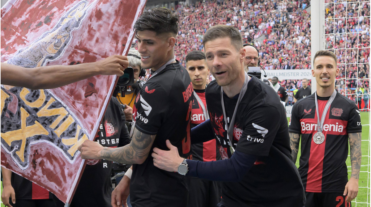 Bayer 04 lässt Hincapié zu Arsenal ziehen – Ablöse unter Ausstiegsklausel