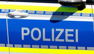 Symbolfoto: Polizeiauto, fotografiert am 14.09.2023 in Welzow, Brandenburg. (Quelle: Imago Images)