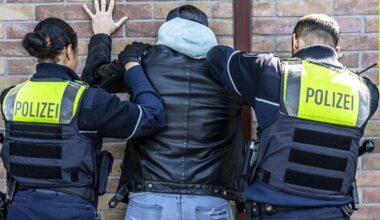 Waffen und Drogen in Bielefeld: Disco-Dealer mit Kokain in Unterhose erwischt