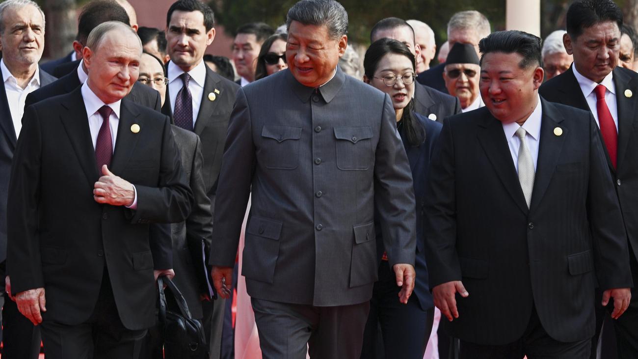 Militärparade in Peking: China empfängt Staatschefs von Nordkorea und Russland zu Militärparade