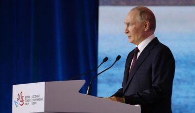 Krieg in der Ukraine : Putin will sich mit Selenskyj nur in Moskau treffen