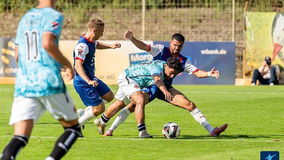 VfR Mannheim bleibt Spitze, VfR Aalen siegt im Topspiel