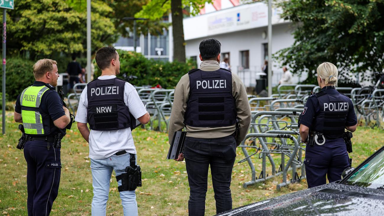 Angriff in Essen: Messerangriff in Essen laut Reul möglicherweise islamistisch motiviert