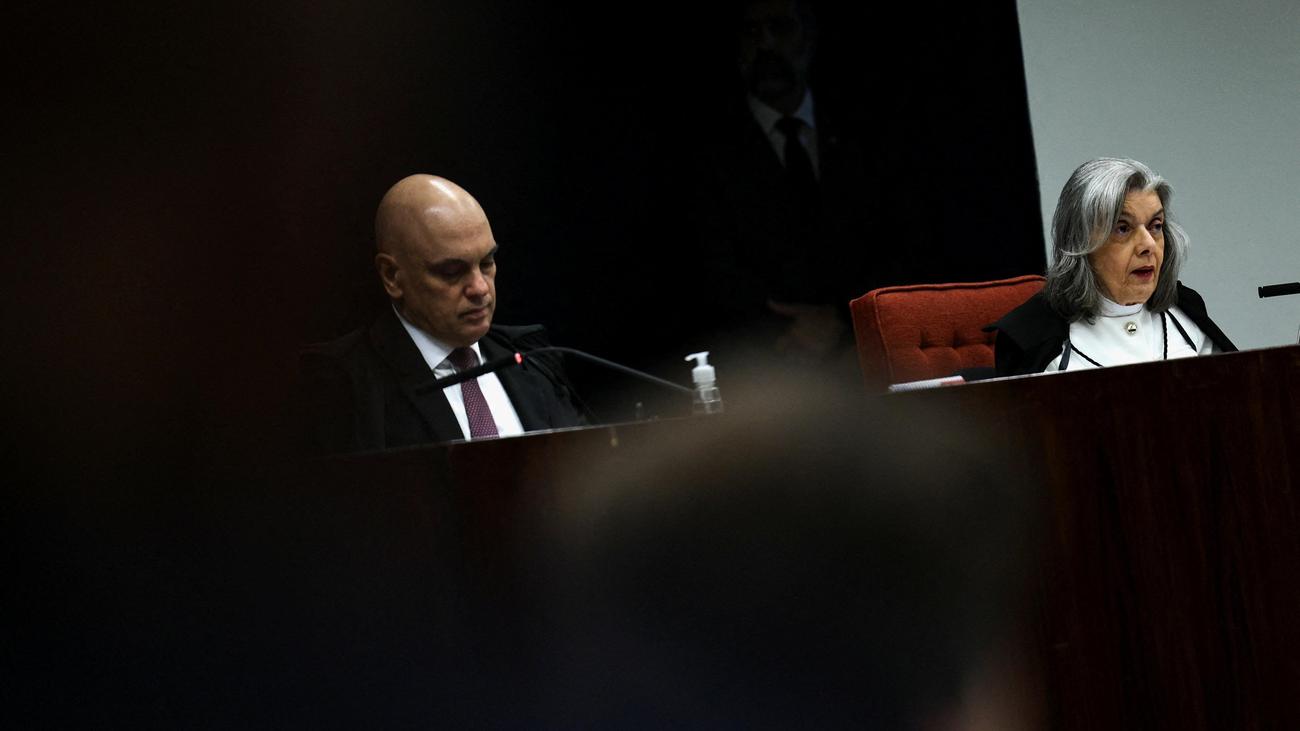 Prozess gegen Jair Bolsonaro: Gericht verurteilt Brasiliens Ex-Präsident zu mehr als 27 Jahren Haft