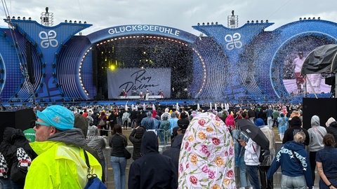 Zuschauer beim Glücksgefühle-Festival in Hockenheim