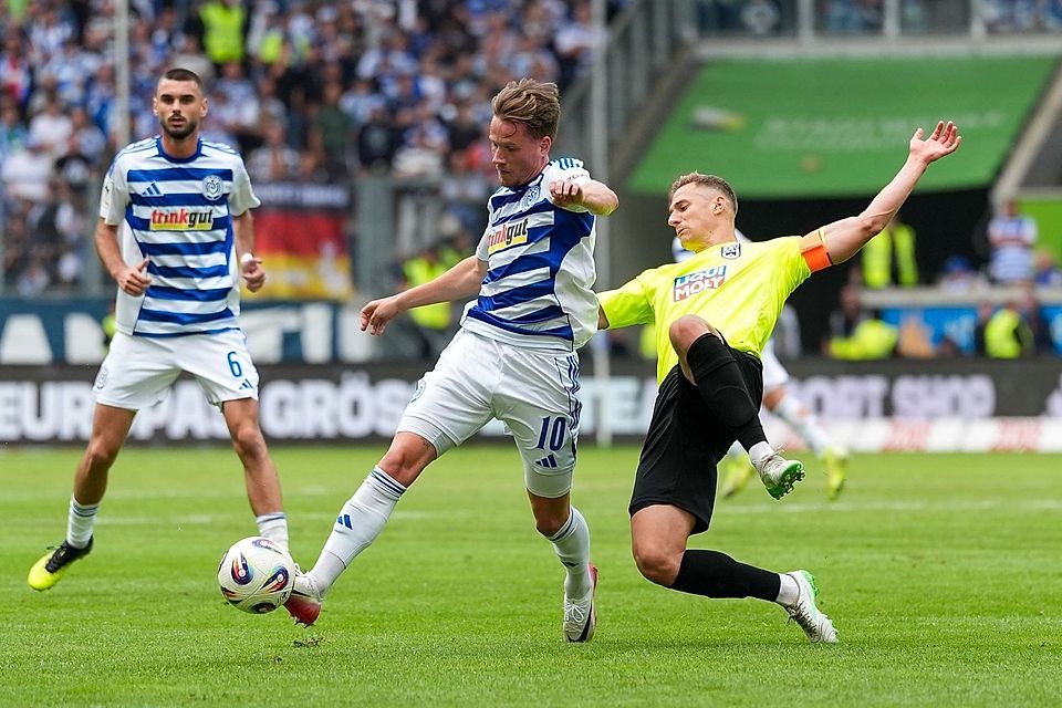 Der MSV Duisburg empfängt Wehen Wiesbaden.