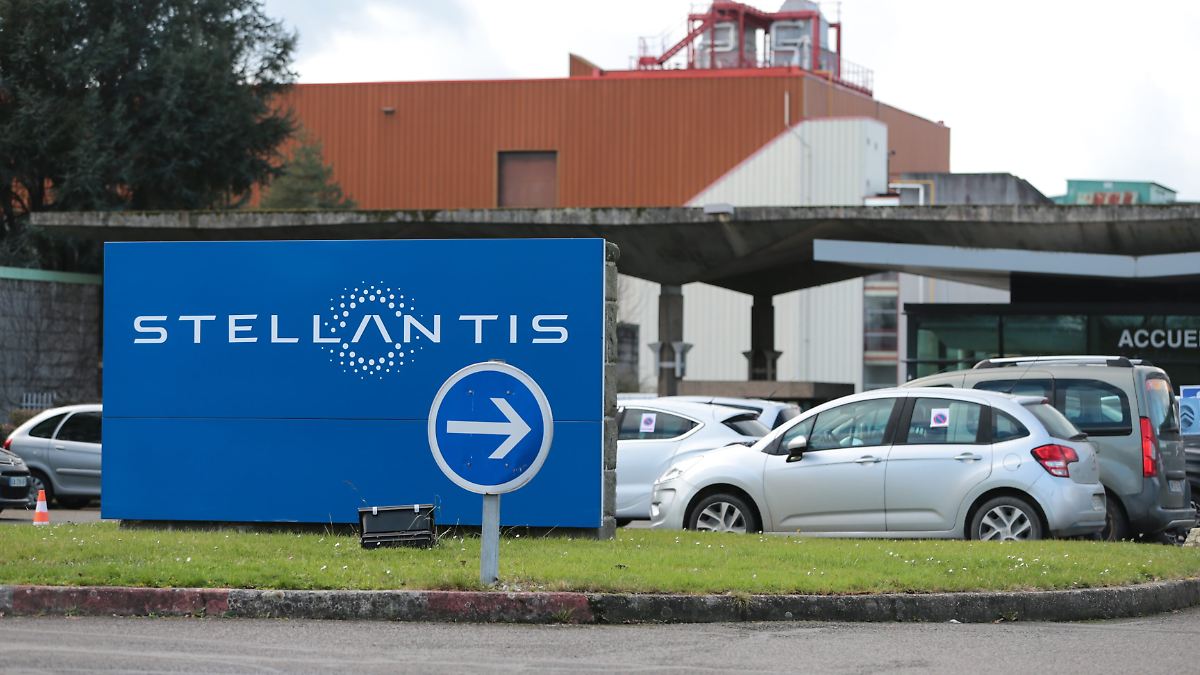Der Tag: Autokonzern Stellantis ruft Tausende Autos wegen Brandgefahr zurück
