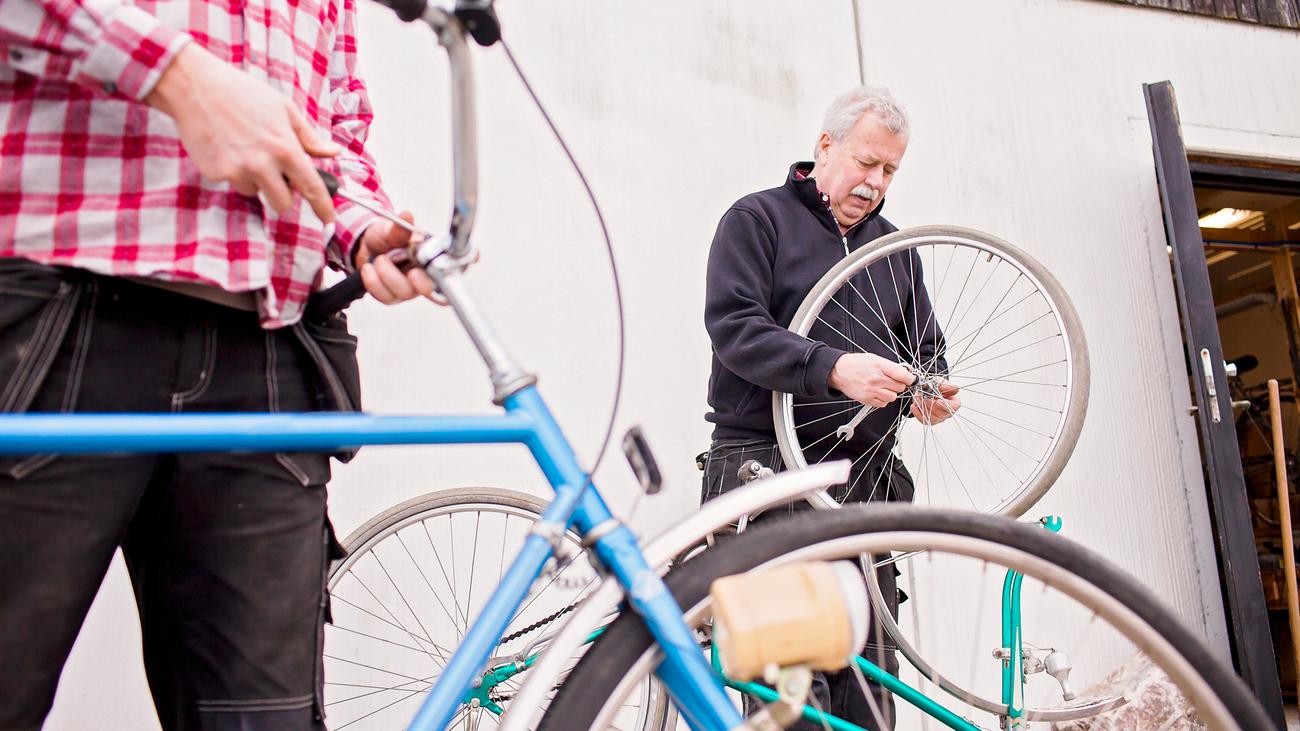 Steuererleichterungen: Friedrich Merz verkündet Einigung über Aktivrente