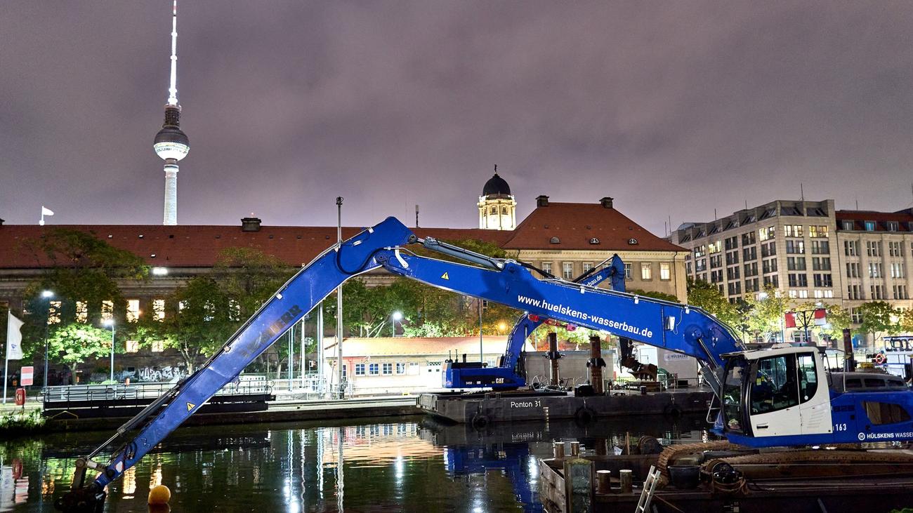 Evakuierung: Evakuierung nach Fund von Weltkriegsbombe in der Spree