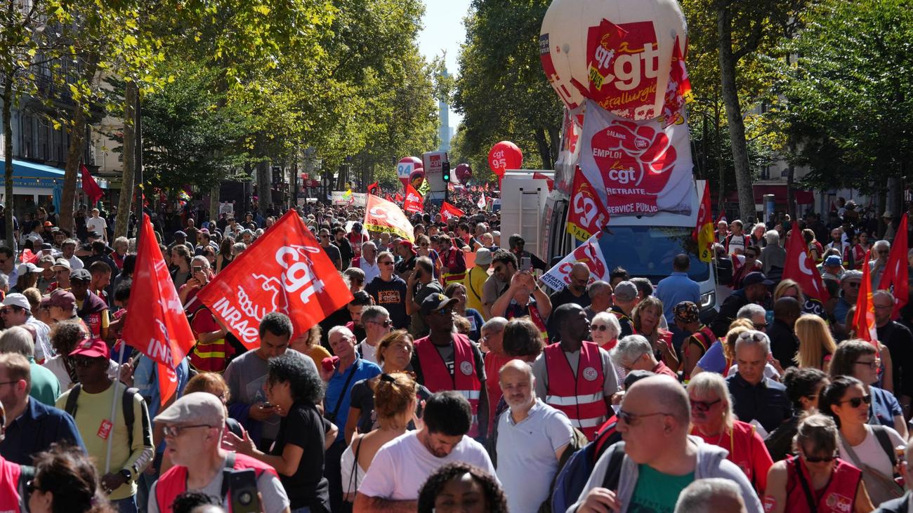 Demonstrationen: Streiktag in Frankreich: Hunderttausende gegen Sparpläne