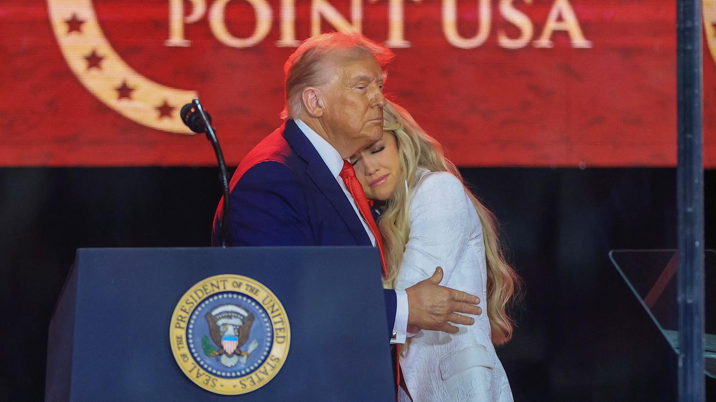 Trump nennt Charlie Kirk einen „Märtyrer“ – Witwe Erika vergibt dem Mörder