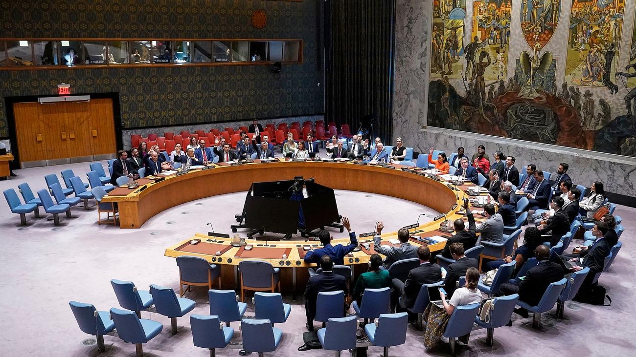 Krieg in der Ukraine: UN-Sicherheitsrat tagt - Russische und ukrainische Angriffe