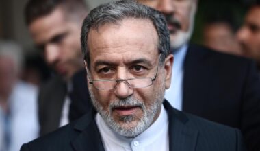 Iranisches Atomprogramm: EU-Vermittler rufen Iran bei Atomgesprächen zu konkreten Schritten auf