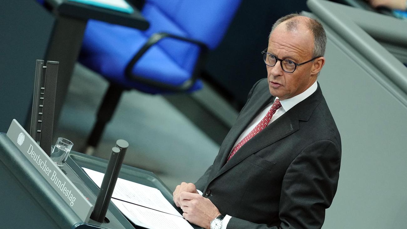 Generaldebatte: Berlin statt New York: Merz setzt aufs Heimspiel