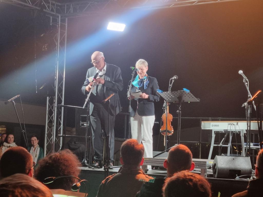 Abendsegen am Ende der Serenade auf der Jan-Fedder-Promenade © Karola Richter