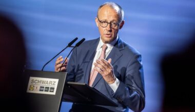 Merz spricht sich offen gegen Verbrenner-Aus 2035 aus