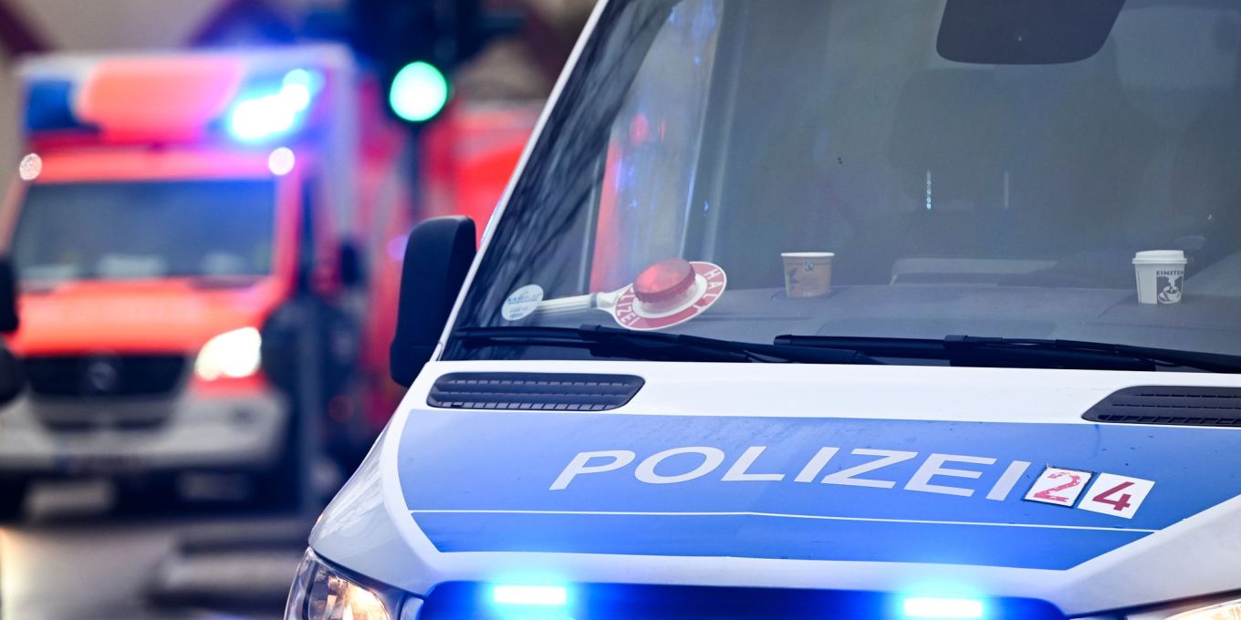 Crash von Tram und Reisebus in Berlin – Fahrer verletzt