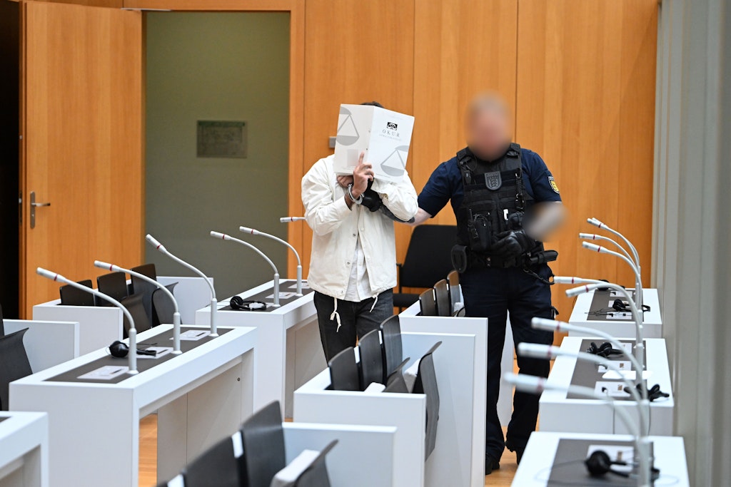 Nach Polizistenmord in Mannheim: Täter erhält lebenslange Haft