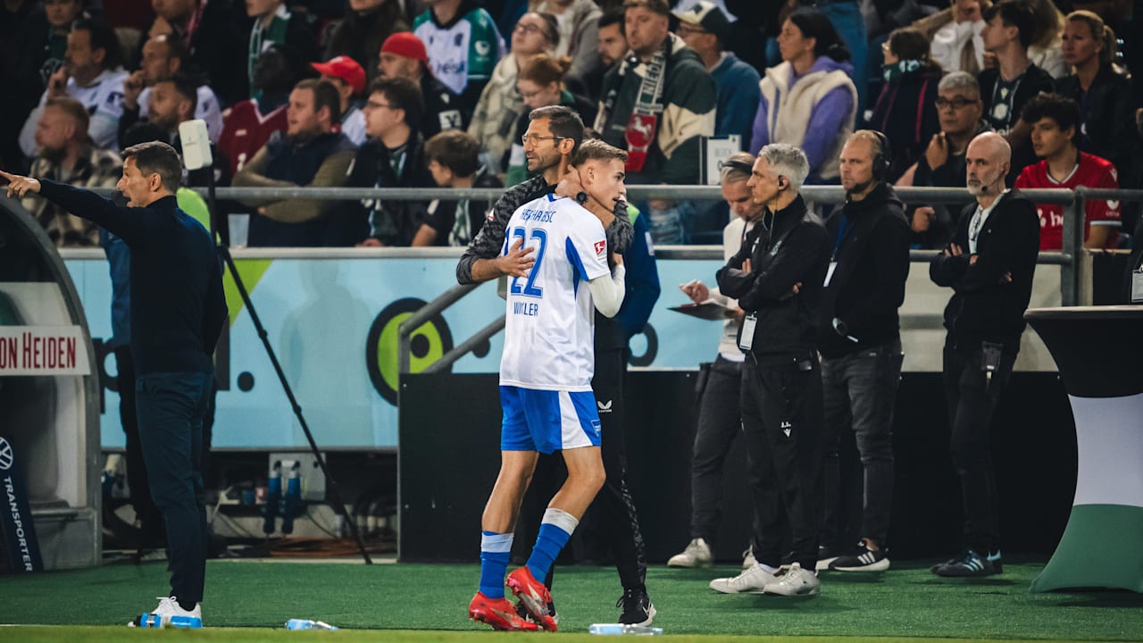 Hertha BSC: Geheimauftrag! So trickste Herthas Co-Trainer Hannover aus | Sport