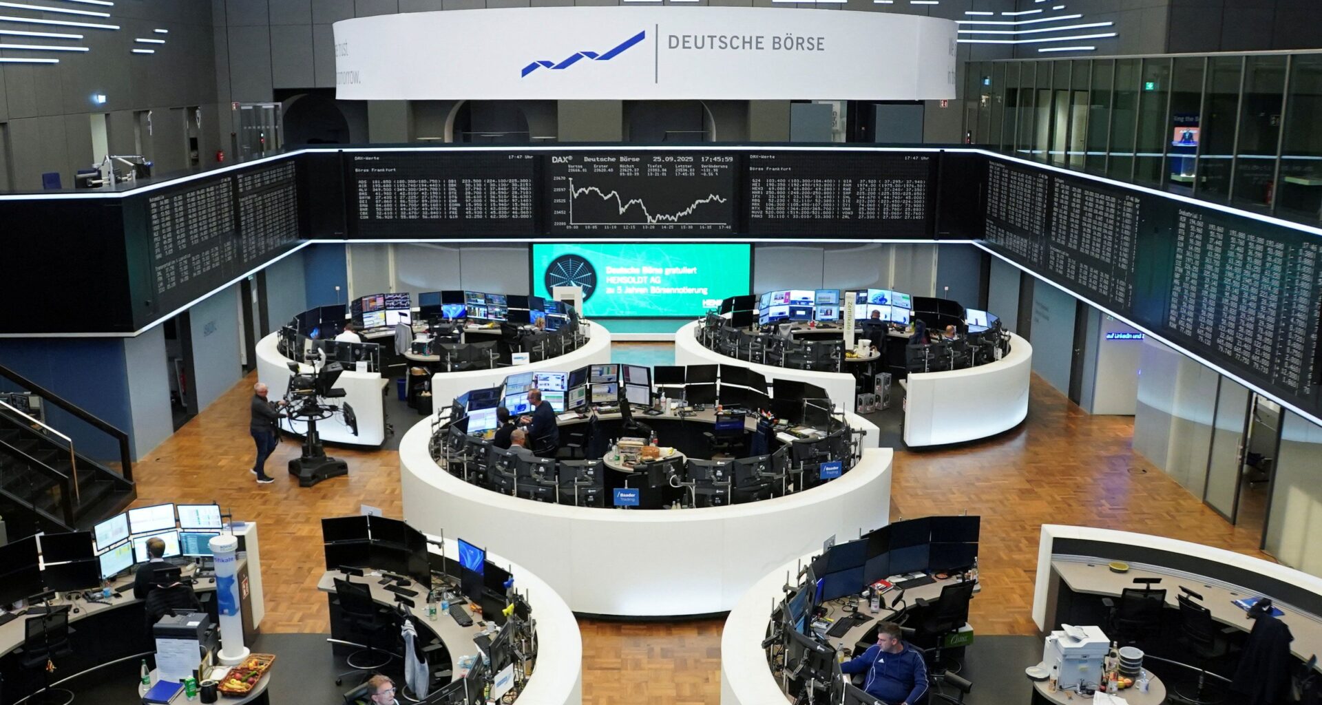 MORNING BID EUROPE - Aktienmärkte unter Druck nach neuen US-Zöllen