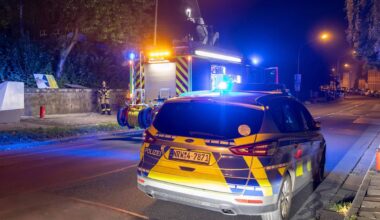 Angebrannter Blitzeranhänger in Essen blitzt wieder
